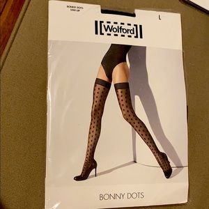 NWT- Wolford Bonnie dots thigh highs in La…